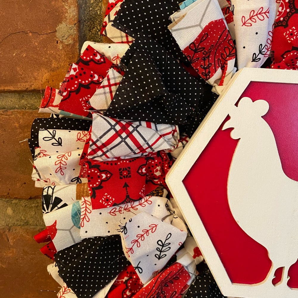 Farm Rag Wreaths - Picture 4 of 9